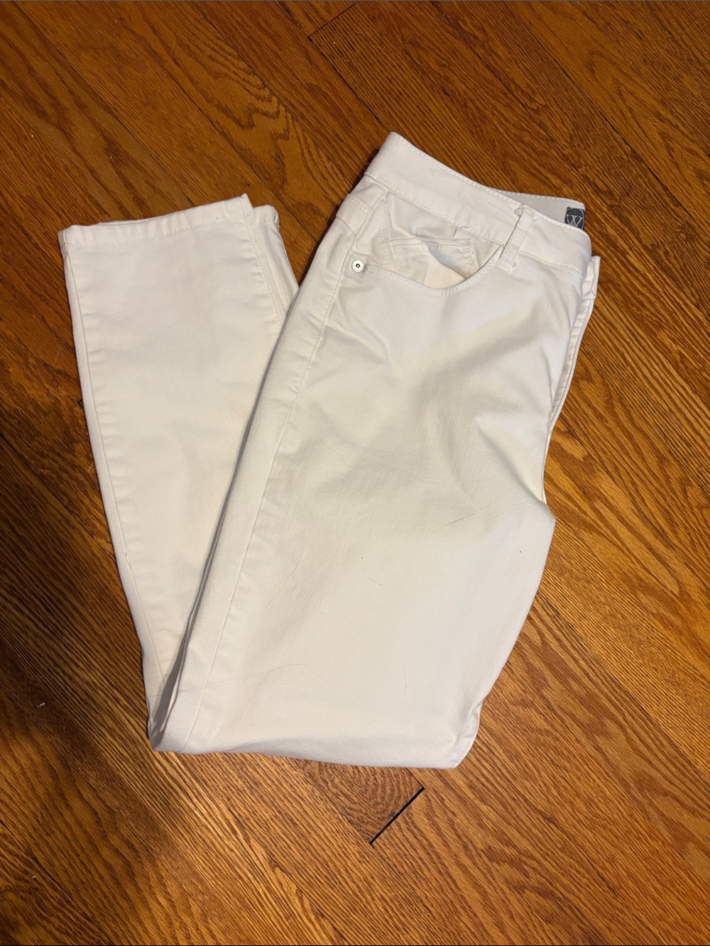 Wit and Wisdom Women's White Stretch Slim Jeans size 8.